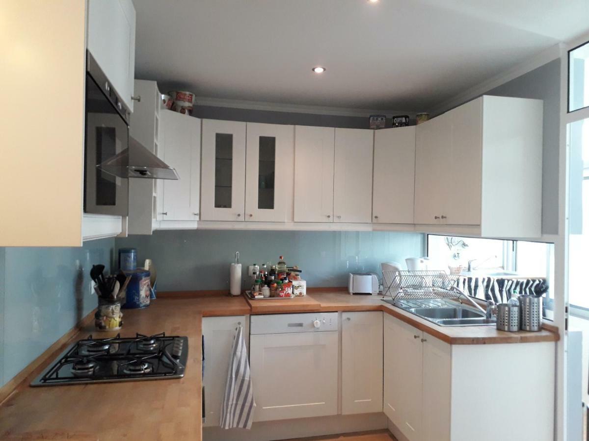 Peaceful Top Floor Apt W Balconies - Cambridge Right - Ac 丰沙尔 外观 照片